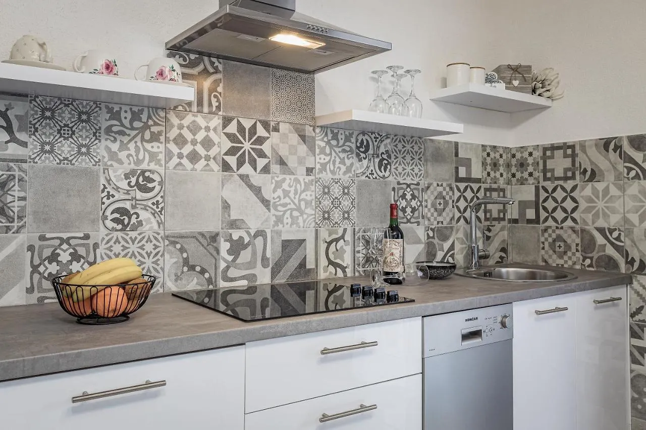 Luxury Apartments Gina 罗维尼 克罗地亚