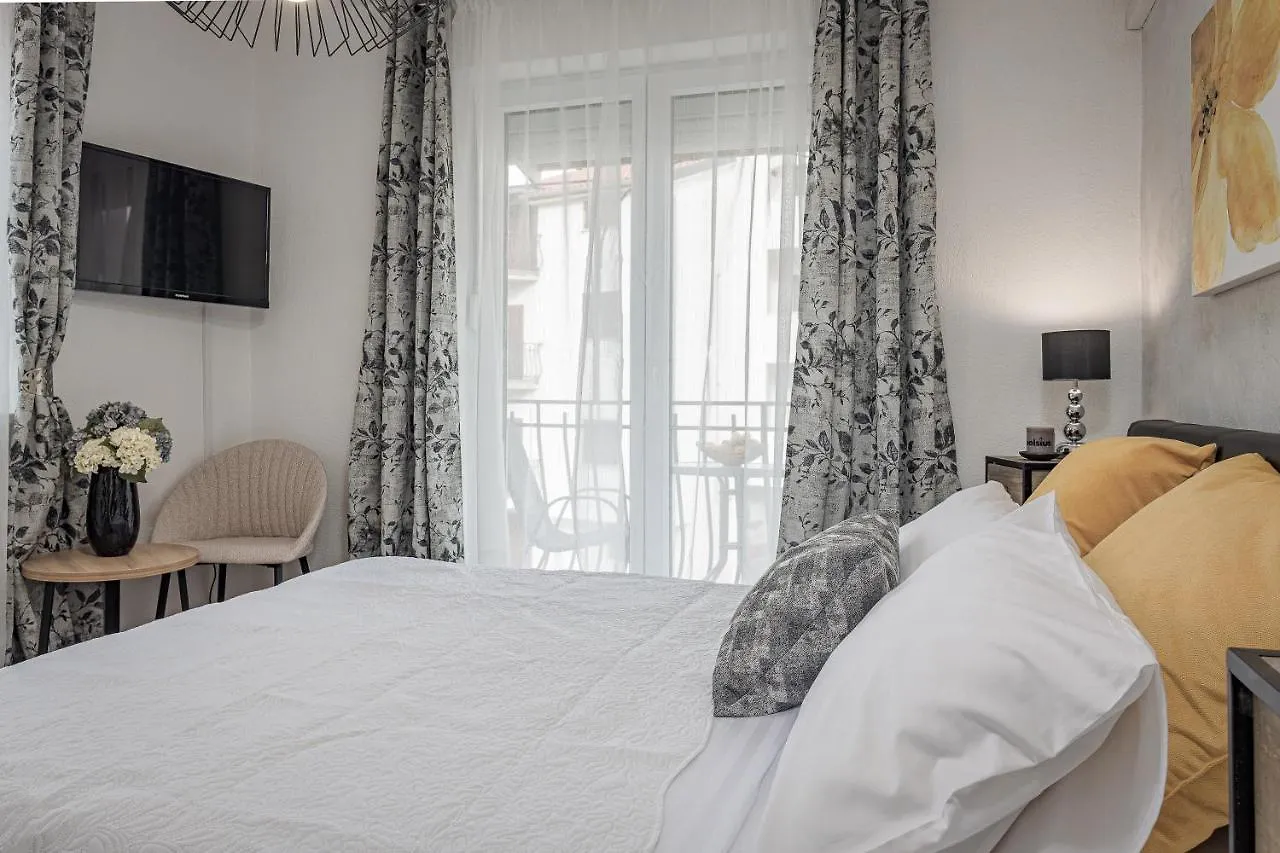 Luxury Apartments Gina Rovinj 0*,  Croatia