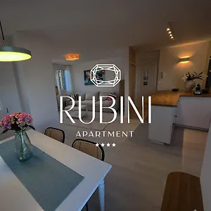  Apartment Rubini - Modern In The Heart Of Old